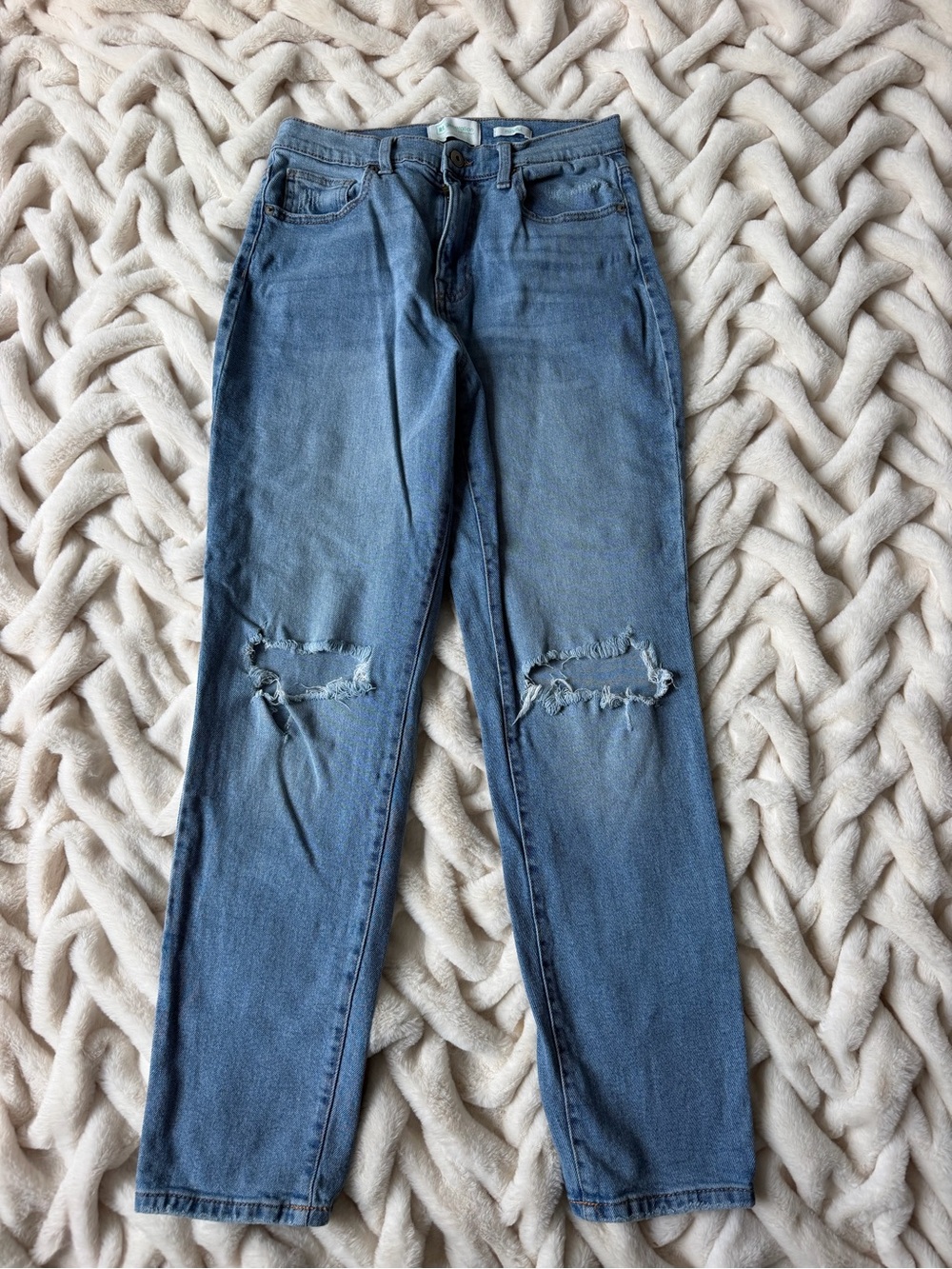 Women’s Distressed Blue Jeans